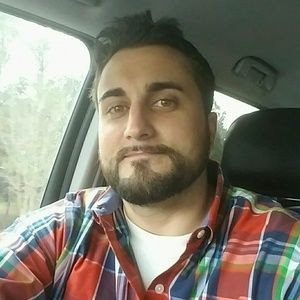 Meet your Posher, Clint